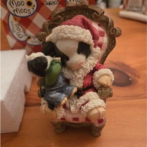 NWT Enesco Mary's Moo Moos Santa with Child Figurine